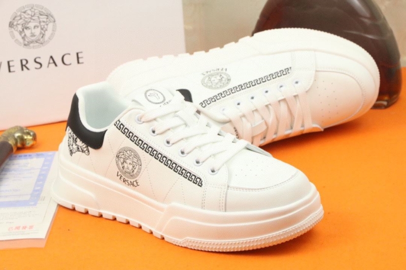 Givenchy Sneakers